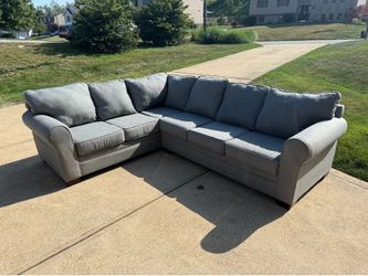 Grey Sectional Couch Sofa In Great Condition FREE DELIVERY
