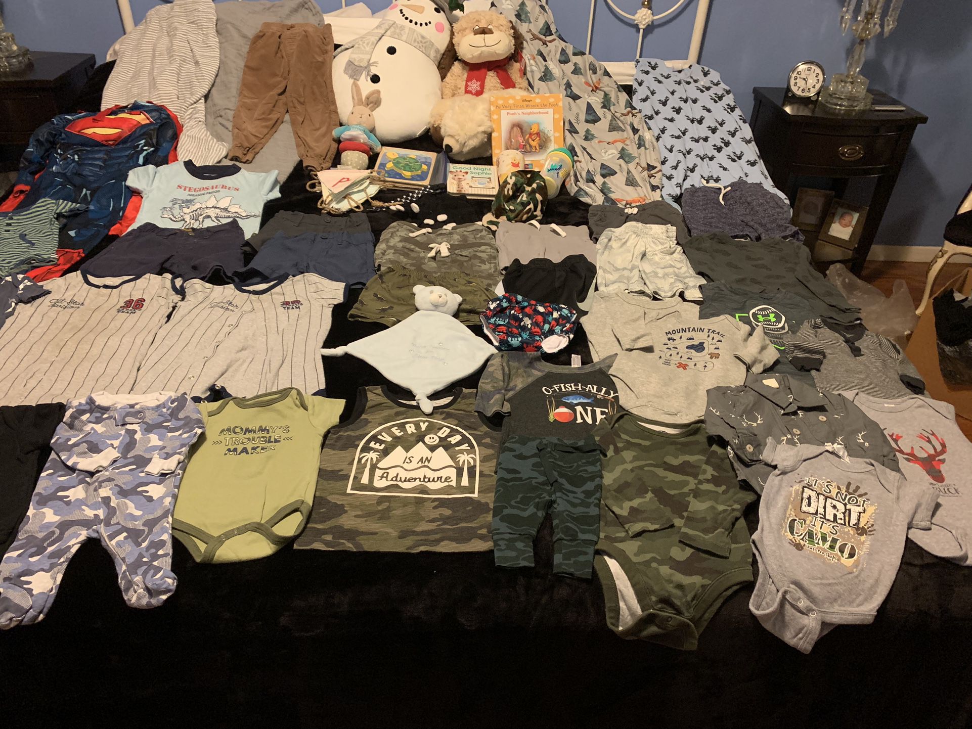 BOX FULL QUALITY EXC COND. BABY BOY NEWBORN-4T CLOTHES/MISC