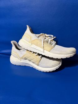 Men’s Addidas Boost Size 12