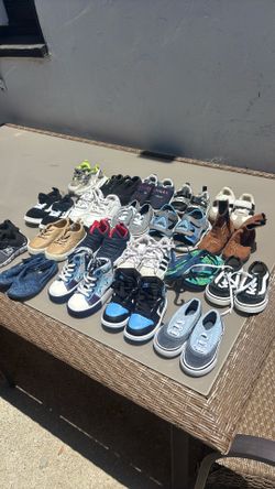 Sides 4/5 boys shoes  some used ones only $100