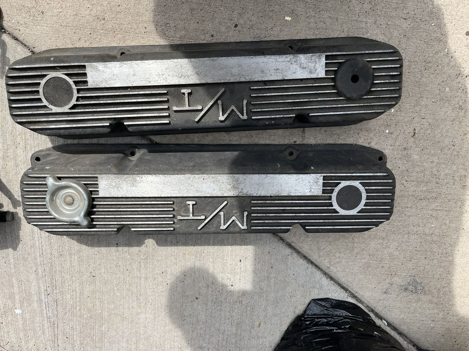 M/T Valve Cover 