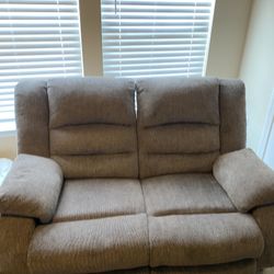 Reclining Couch 