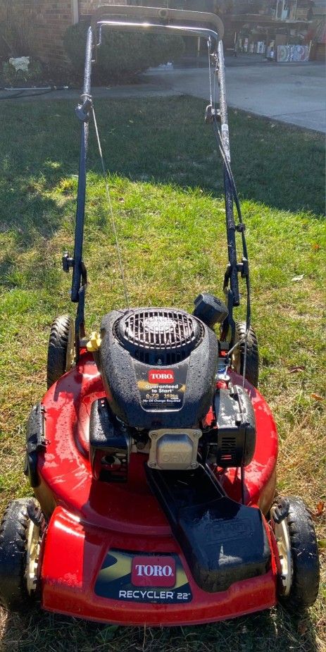 Toro 6.75 RECYCLER SELF PROPELLED Push Mower 149cc