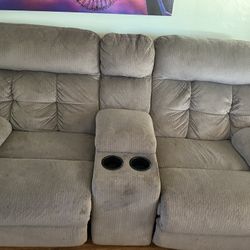 Reclining Couch With Cup holders (plug It In)
