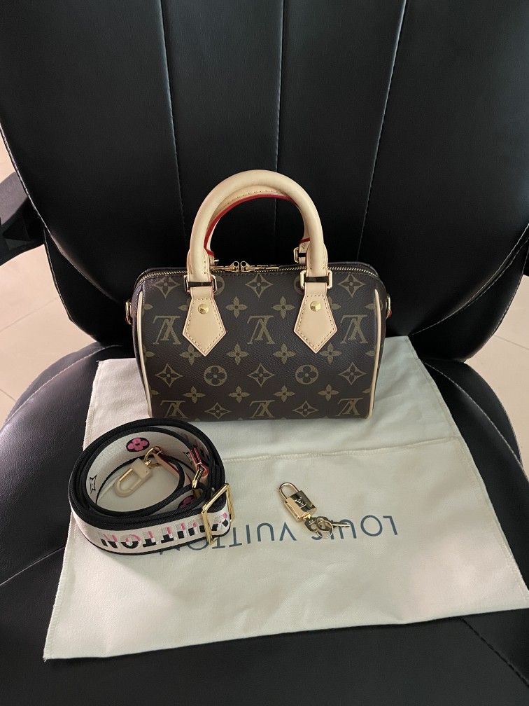 LOUIS VUITTON Monogram Speedy 20 Shoulder Bag