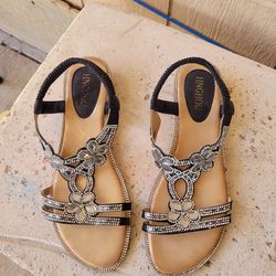 HNGHOU Sandals