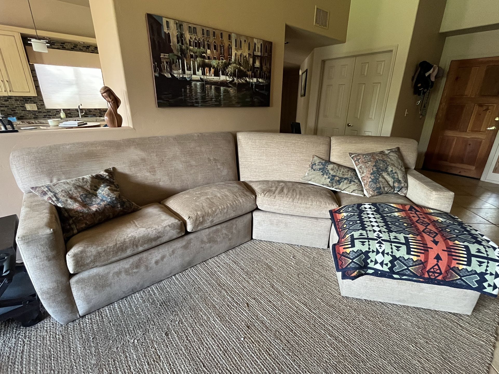 Sectional Sofa