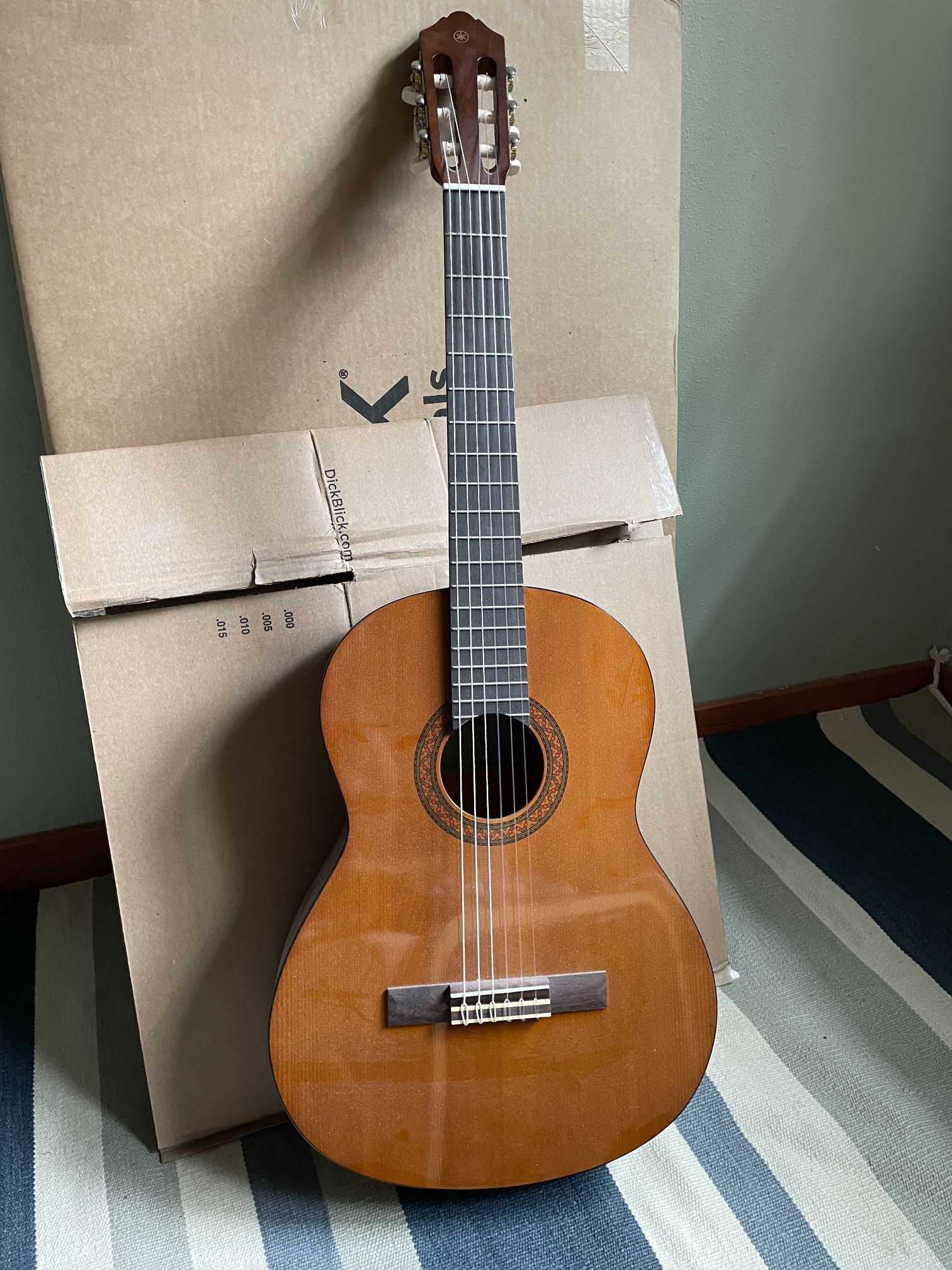 Yamaha C40II Full-scale Classical Guitar