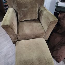 Chair with Matching Ottoman 