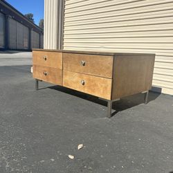 Mid Century Modern Style Coffee Table 