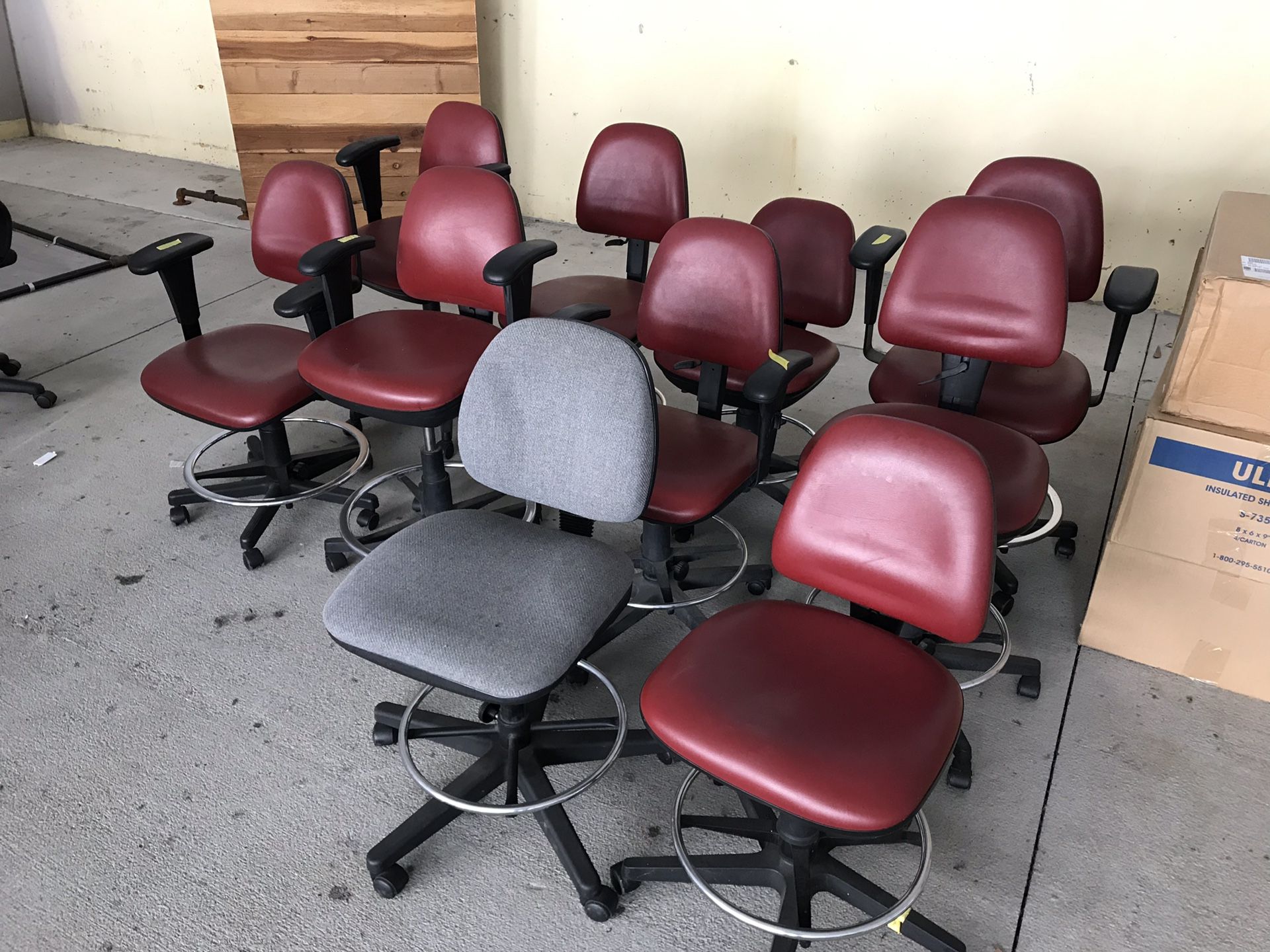 Lab + Conference room/desk chairs Set/Bulk for Sale in Carlsbad, CA