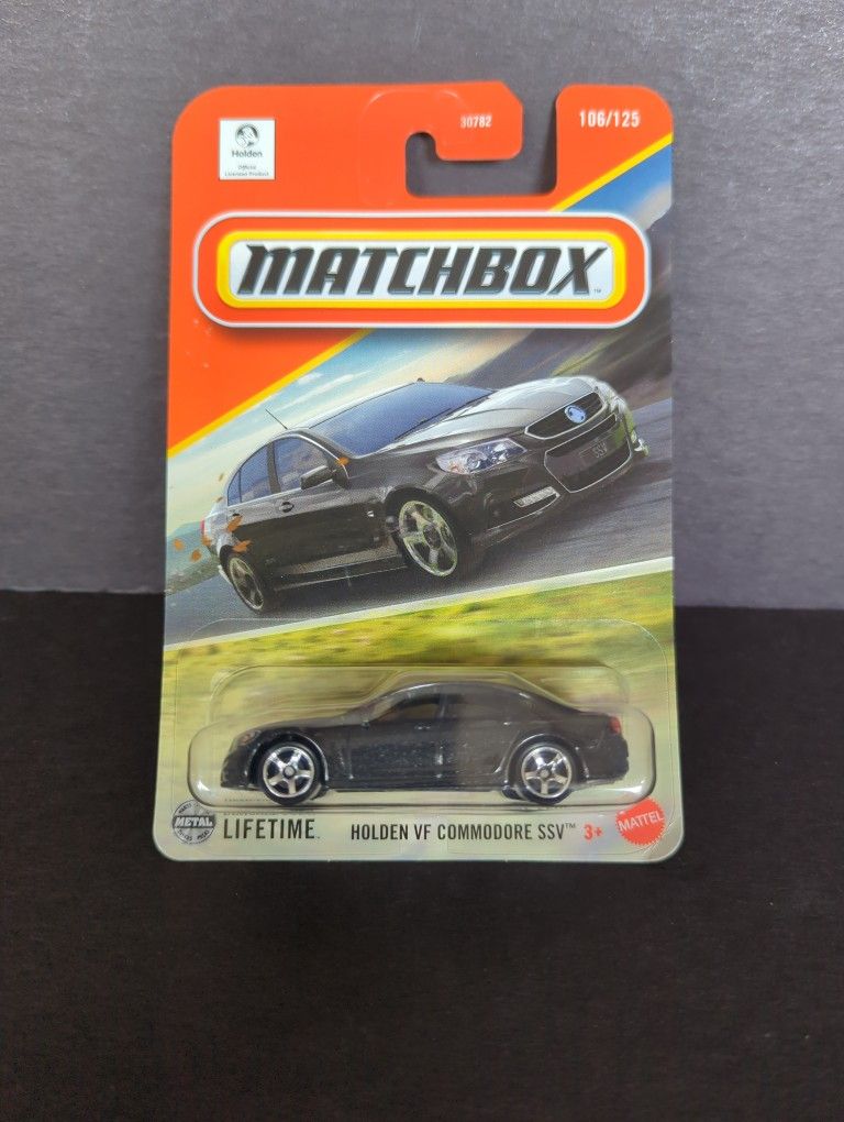 Matchbox Cars Holden VF Commodore SSV 