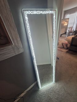 LED MIRROR