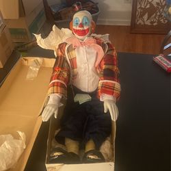 A Dynasty Doll     “ The Clown” 🤡