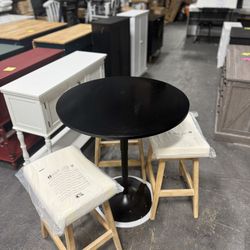 4 pieces bistro table set , with 3 bar stool and one adjustable table