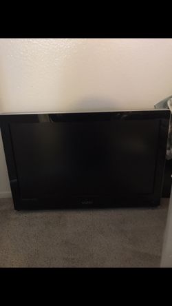 27 inch Visio TV