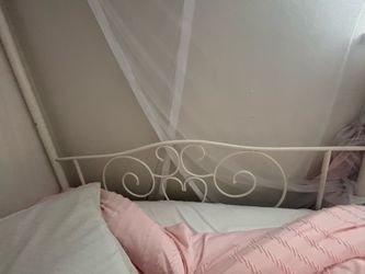 Queen/full princess bed frame