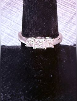 14K White Gold 3 Princess Cut Diamond Ring