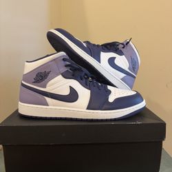 Air Jordan 1 Mid (Sz 13 M)