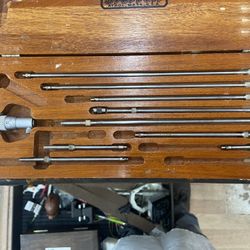 Starrett 124  Solid Rod Inside Micrometer Set As Pictured. Original Wood Box