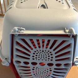 Brand New Dog Kennel/carrier