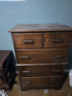 Dresser