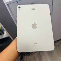 iPad 10th gen 64 gb WiFi