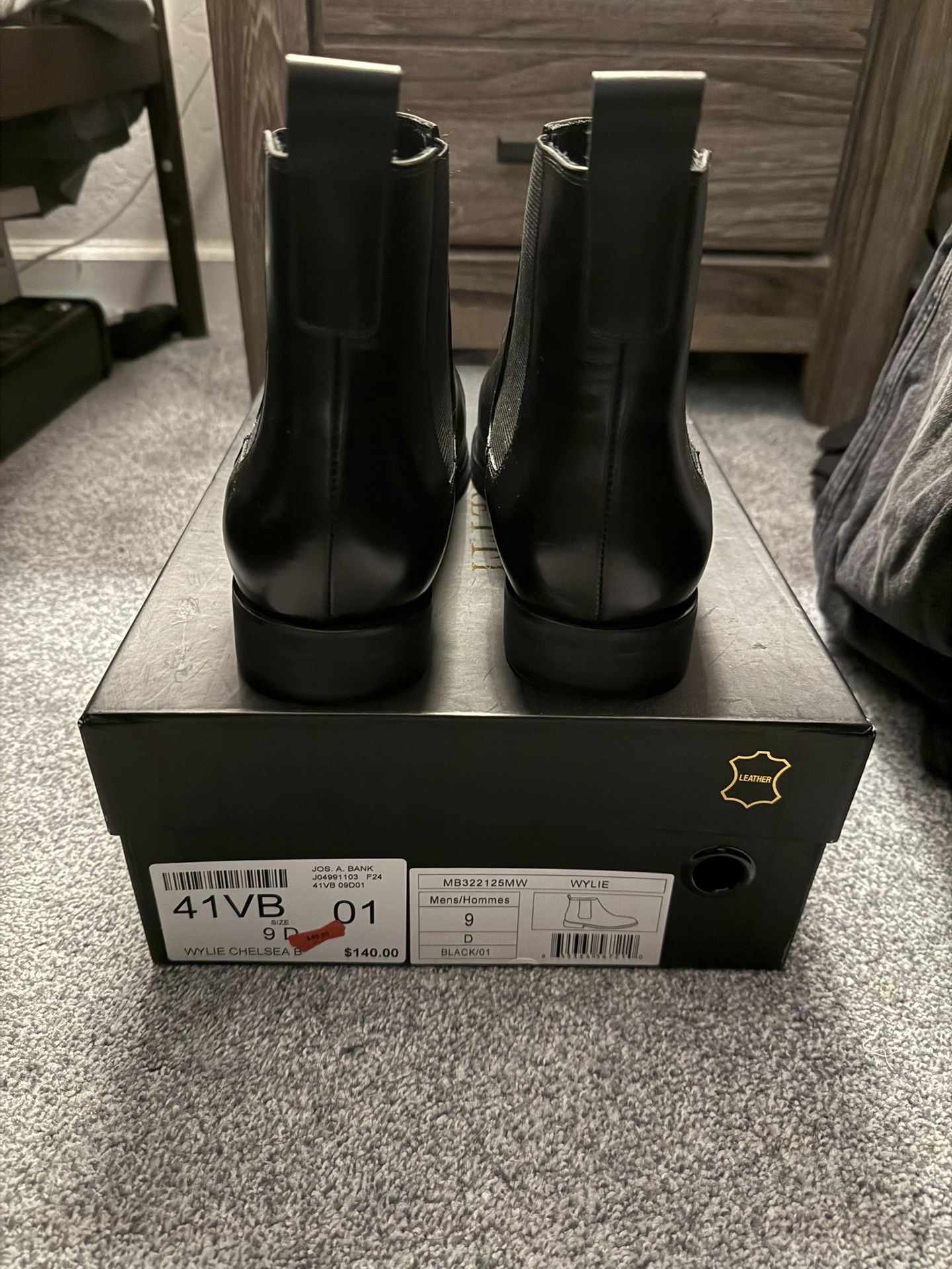 Mens Sz 9 Black Wylie Chelsea Leather Boot *New*