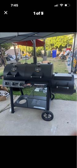 Oklahoma Joe's | Shop the Collection Canyon Black Liquid propane and charcoal Combo Grill