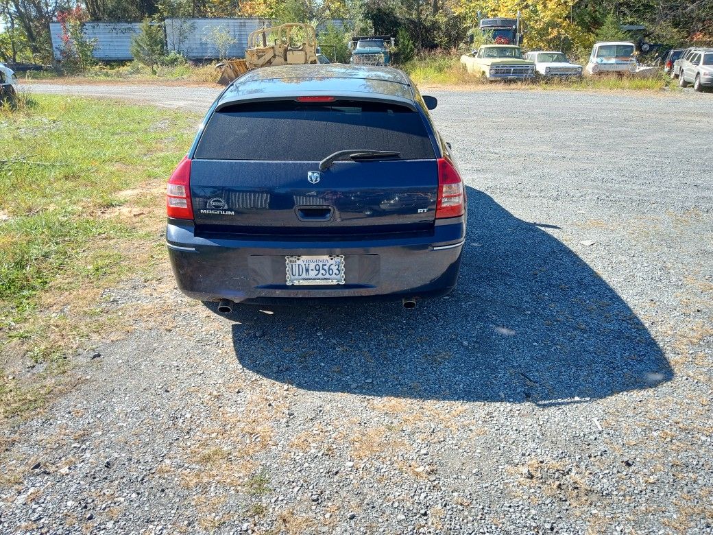 2005 Dodge Magnum