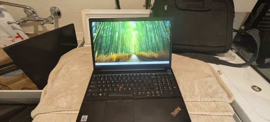 Lenovo thinkpad 16 gig laptop