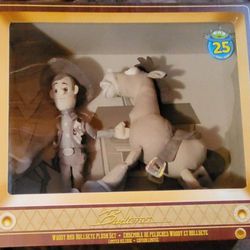 Disney Toy Story Woody And Bullseye 25TH Anniversary Plush T.V.  Set New In Box 13" Tall Plushes