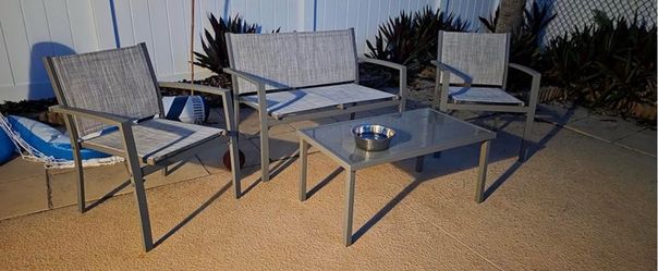 Free Delivery- NEW Outdoor Furnitures