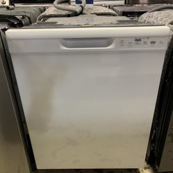 GE DISHWASHER BUILT IN 