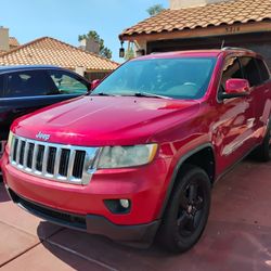 Jeep Gran Cherokee Laredo 2011