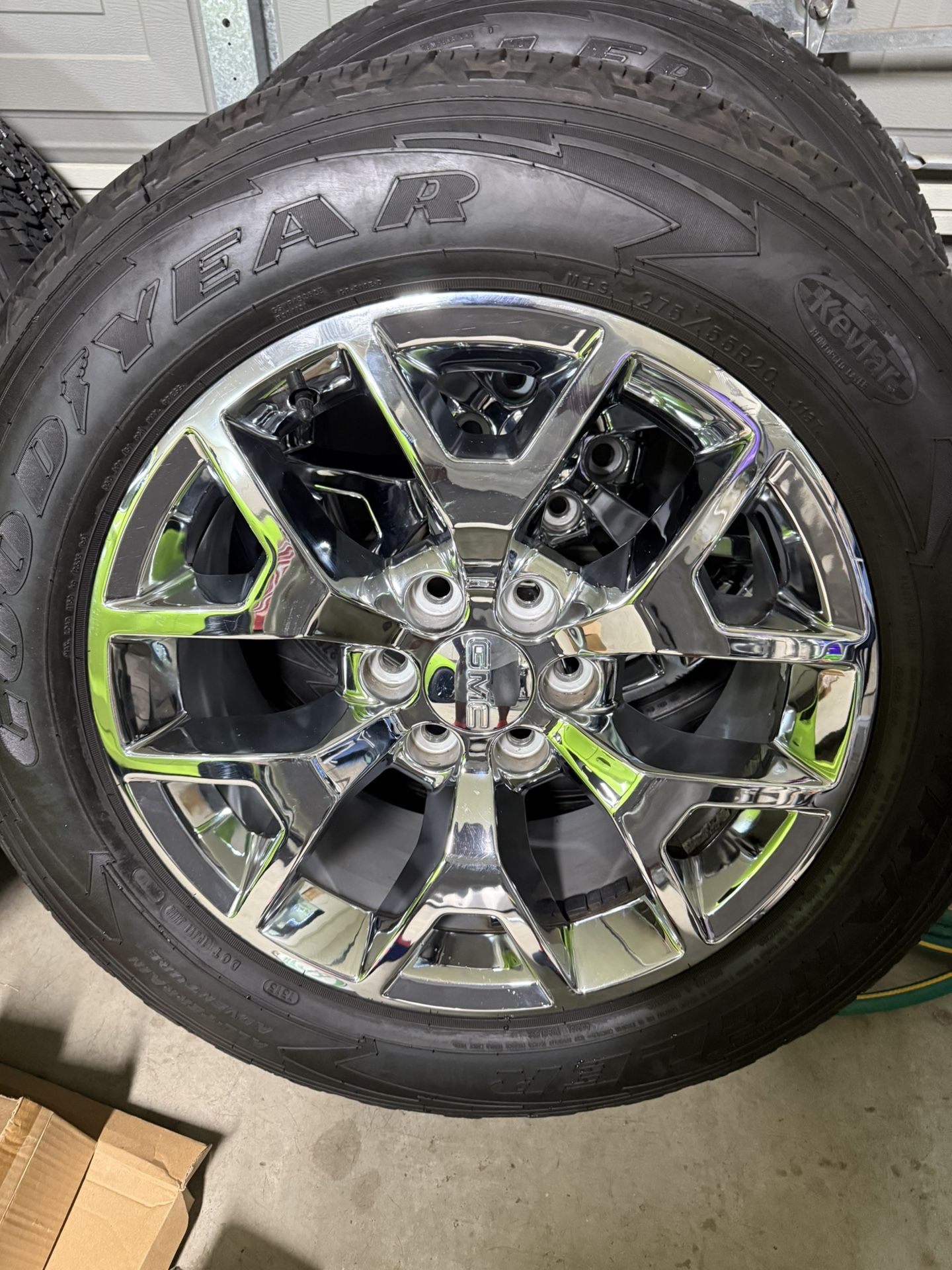Goodyear Rims Mk1 (4) OEM GMC Rims w/Goodyear Tires for Sale in Rocklin, CA - OfferUp