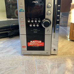 vintage mp3 player with cassette player and cd player and speakers 