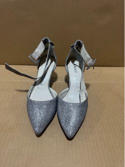 Anne Klein Flex Women’s Silver Glitter Ankle Strap Pointed Toe Pumps Heels US 10