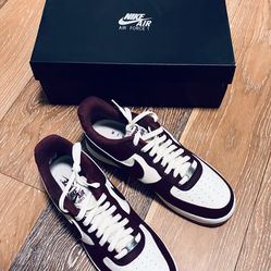NIKE AIR FORCE 1 '07 LV8 Men’s Size 8.5