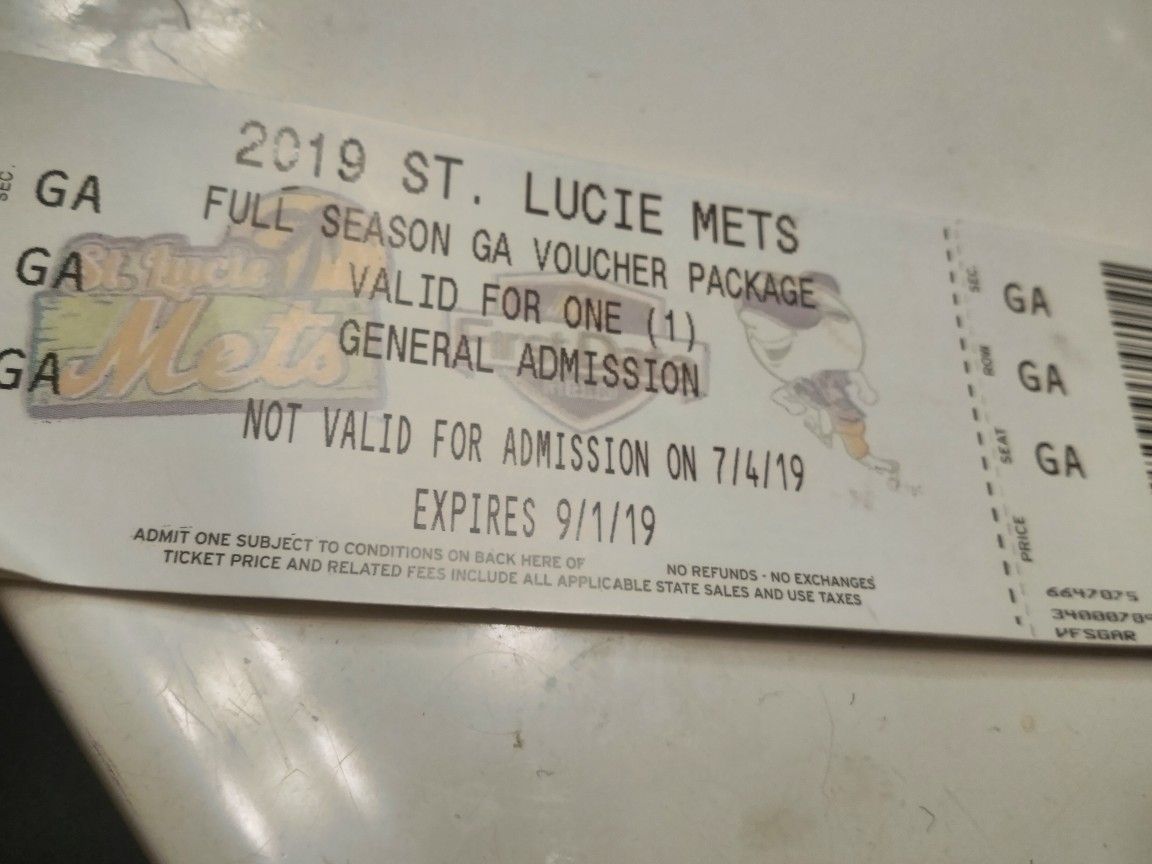 Hey I have 4 Mets tickets for sale