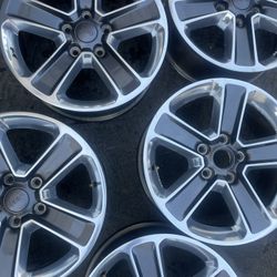 5- Rines / Para 12-22 Jeep Wrangler O Grand Cherokee/ Medida 18’