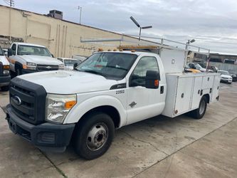 2015 Ford F-350 Chassis