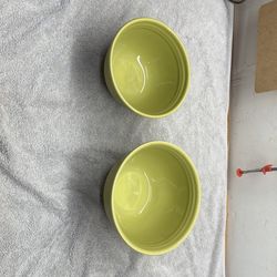 Set of two mixing bowls