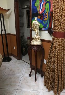 ANTIQUE STATUE AND TABLE