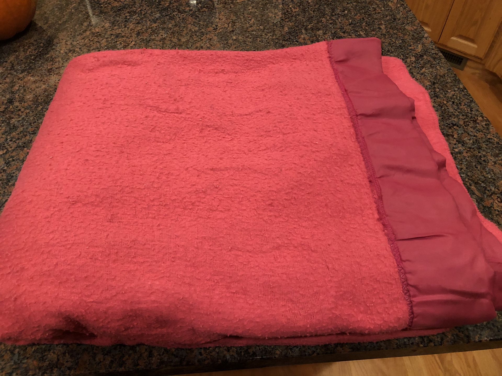 Super Warm Twin Size Blanket