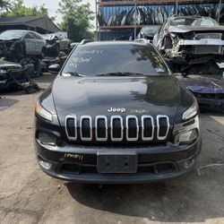 Jeep Cherokee 2017 (contact info removed) Parts