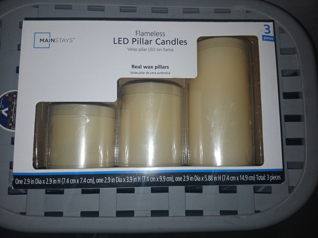 Flameless LED pillar candles