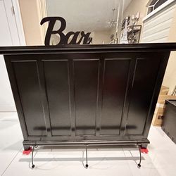 Steve Silver Garcia Collection Bar w 2 Swivel Chairs - 42in. Counter Height Ebony Finish Wood Frame Home Bar with Bottle and Stemware Storage