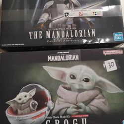 Star Wars Bandai Model Kits (Mandalorian, Grogu)