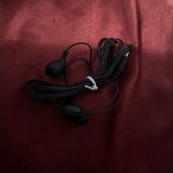 Free headphones I have 100 of them